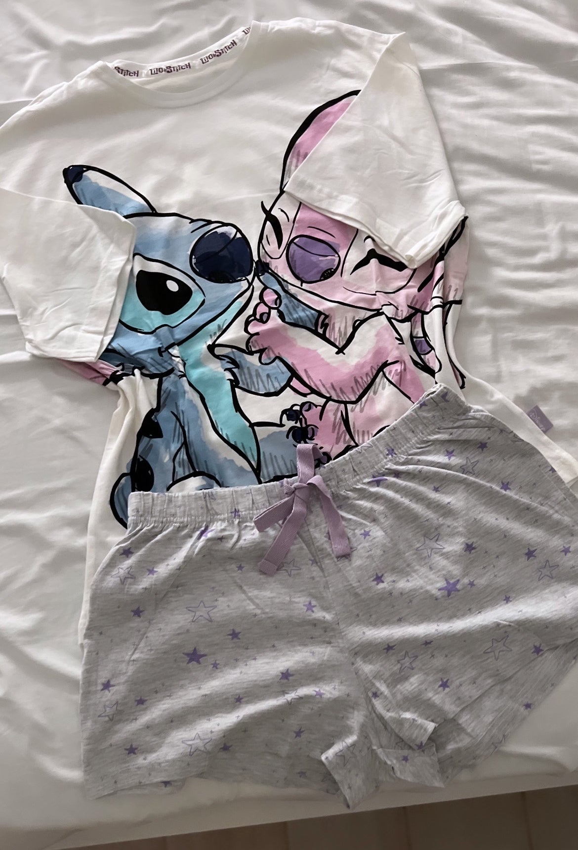 Stitch Pyjama Size XL Top & Short