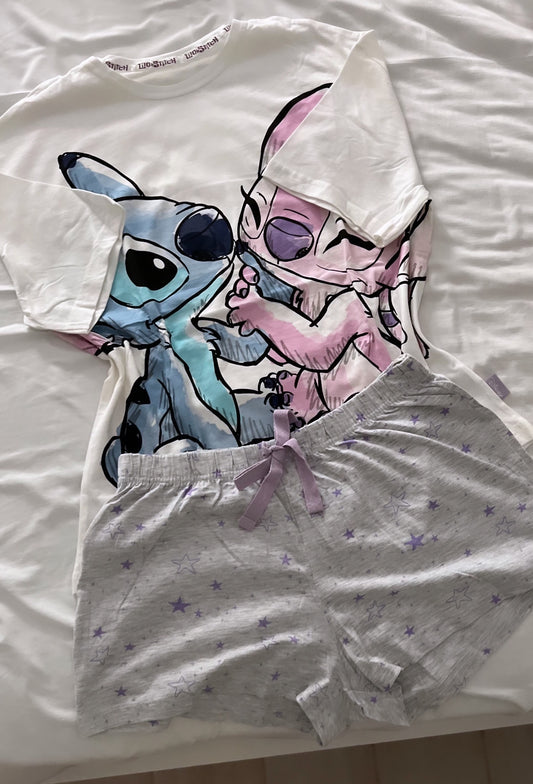 Stitch Pyjama Size XL Top & Short