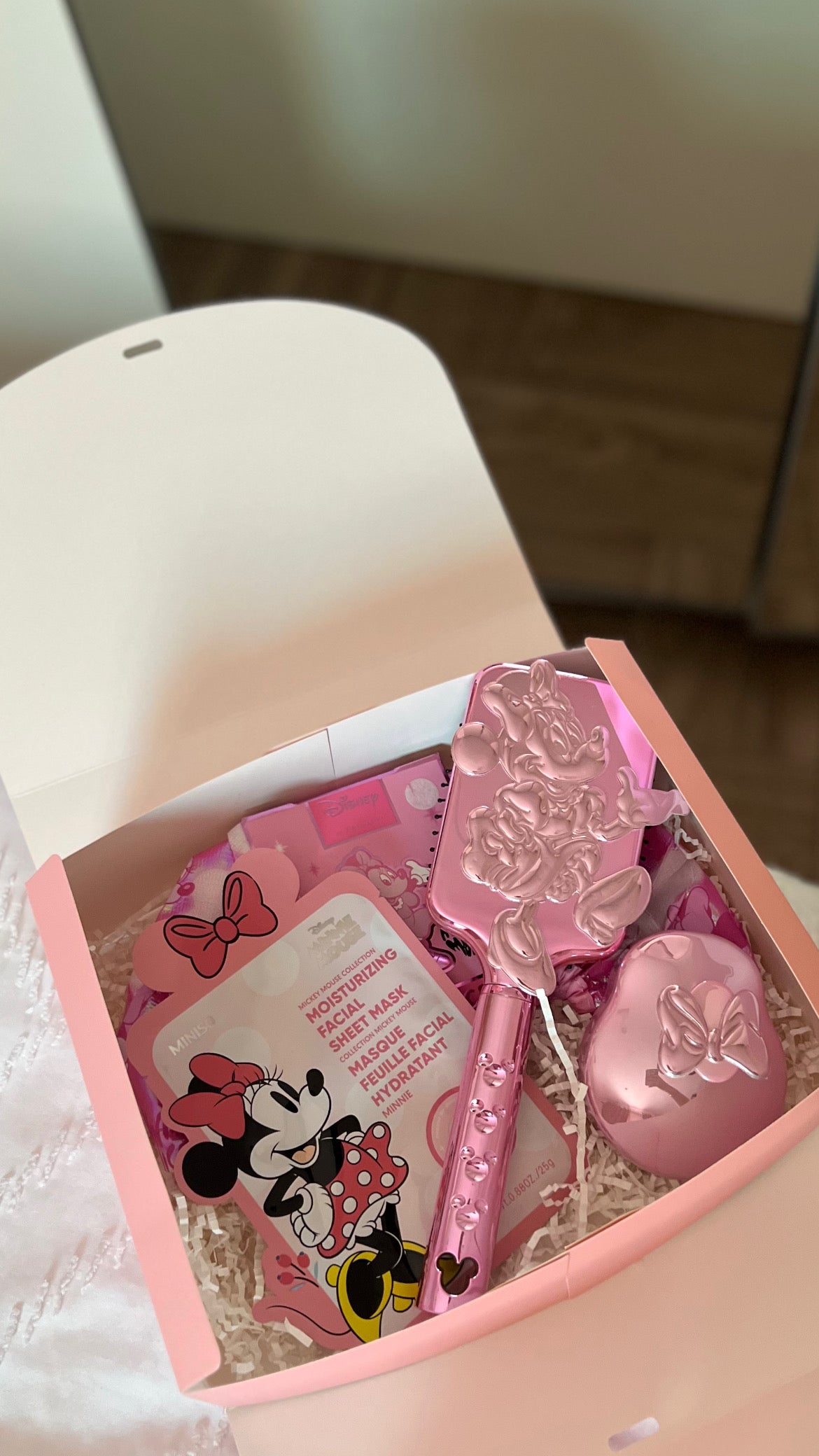 Minnie Mouse Care Box