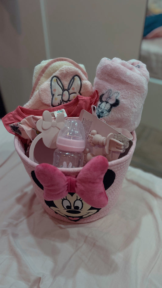 Minnie Mouse 9 pcs Baby Gift