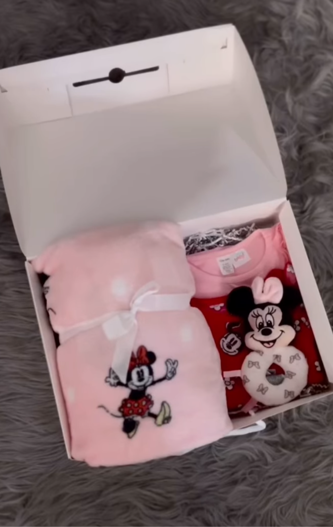 Minnie Mouse 6-9 m Baby Girl Box